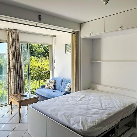Apartment Les Roses Lauriers By Interhome Le Lavandou Eksteriør bilde