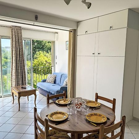 Apartment Les Roses Lauriers By Interhome Le Lavandou Eksteriør bilde