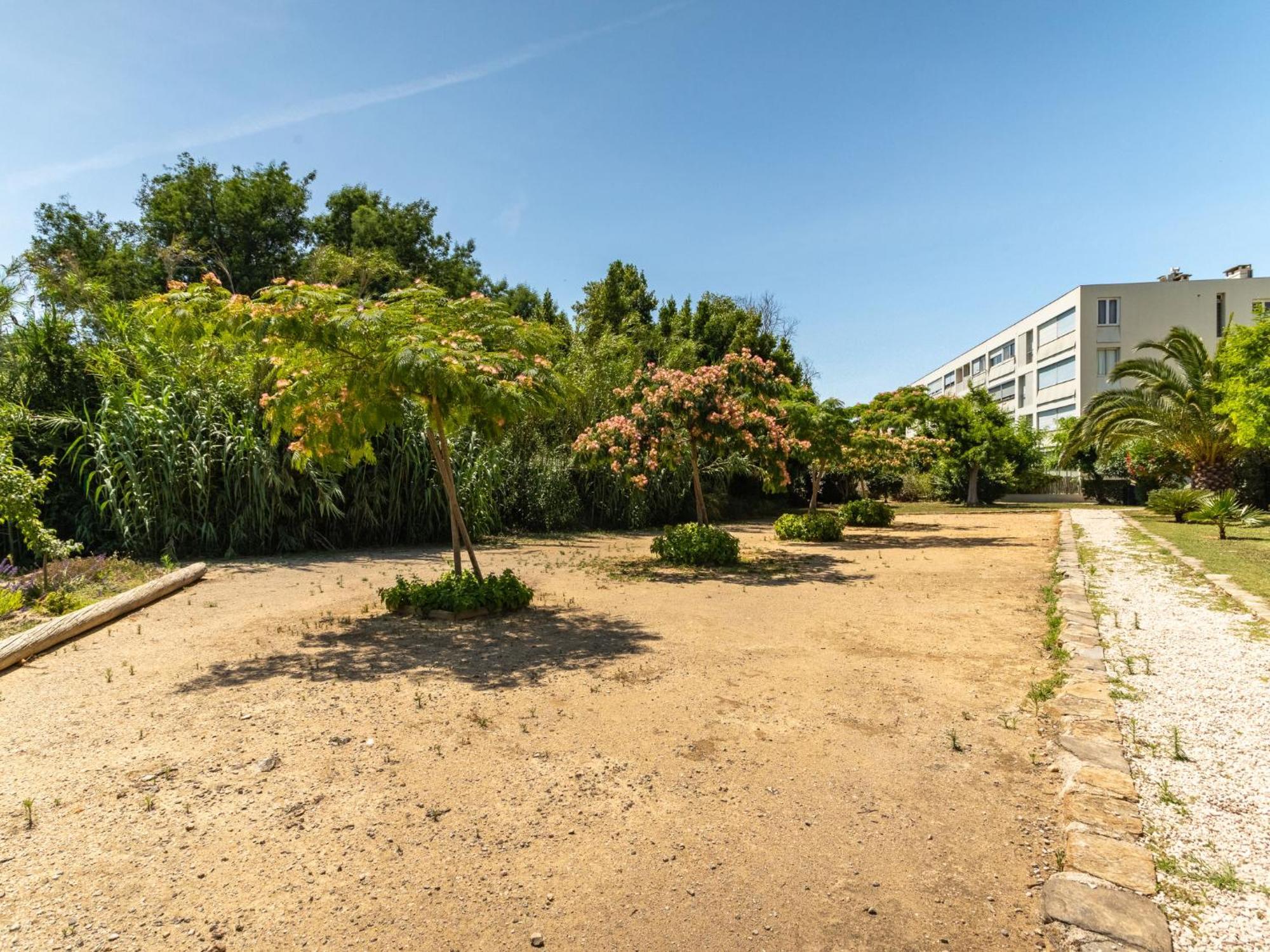 Apartment Les Roses Lauriers By Interhome Le Lavandou Eksteriør bilde
